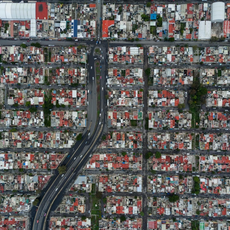 Impuestos para Extranjeros que Compran Propiedades en México: Lo que Debes Saber Antes de Firmar