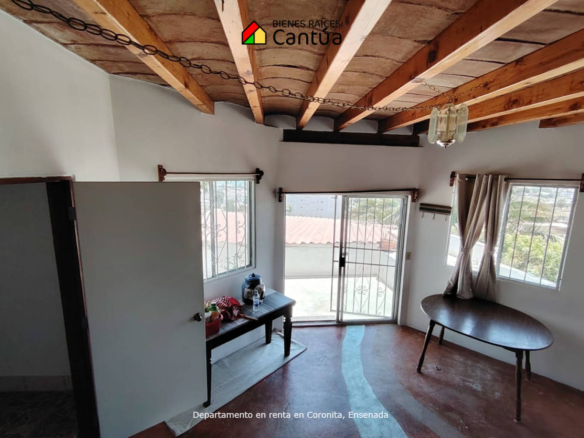 Renta | Departamento con techos de madera y vista abierta | Coronita, Ensenada