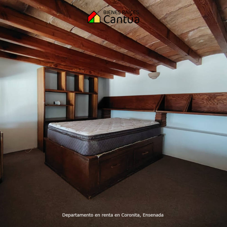 Renta | Departamento con techos de madera y vista abierta | Coronita, Ensenada